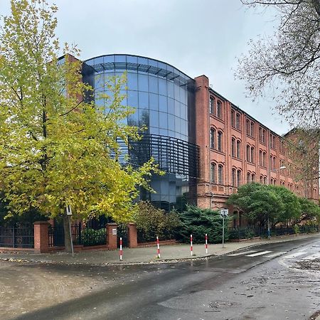 Апартаменты Loft Stara Tkalnia Зелёна-Гура Экстерьер фото