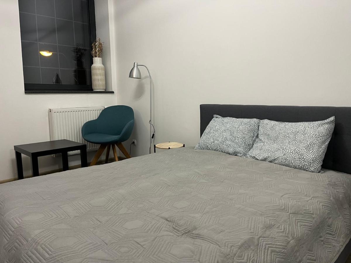 Апартаменты Loft Stara Tkalnia Зелёна-Гура Экстерьер фото