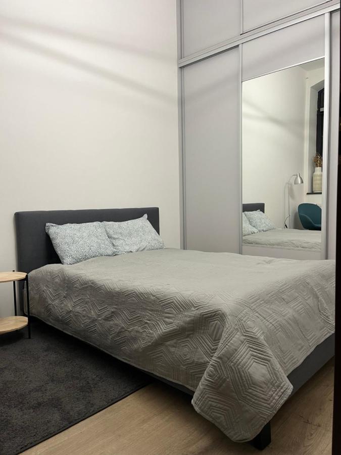 Апартаменты Loft Stara Tkalnia Зелёна-Гура Экстерьер фото